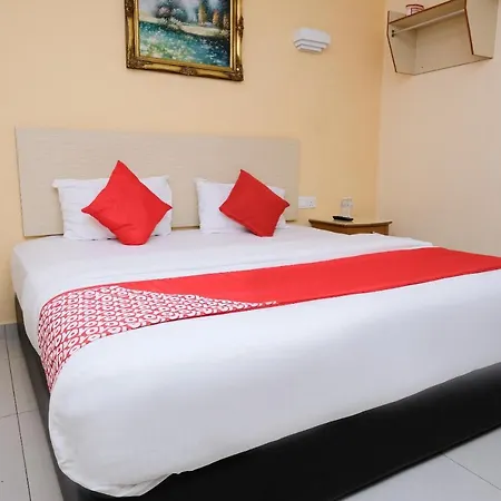 Super Oyo 635 Seven Days Hotel Raub Exterior photo