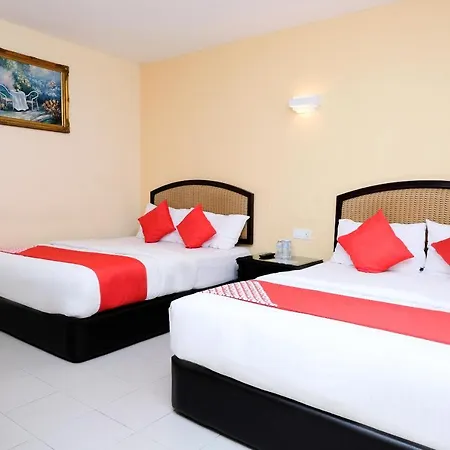 Super Oyo 635 Seven Days Hotel Raub Exterior photo