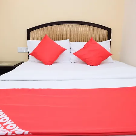 Super Oyo 635 Seven Days Hotel Raub Exterior photo