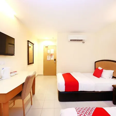 Super Oyo 635 Seven Days Hotel Raub Exterior photo