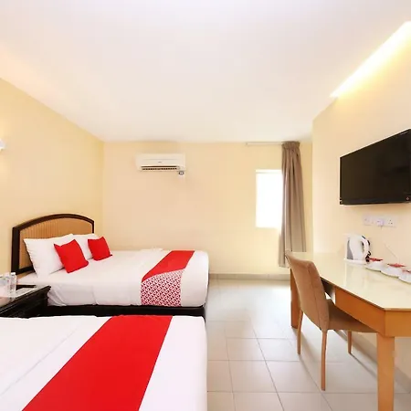 Super Oyo 635 Seven Days Hotel Raub Exterior photo