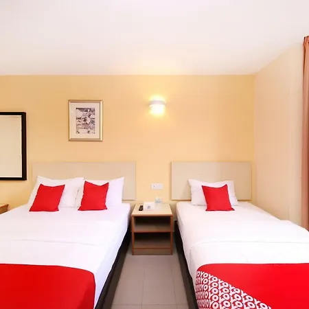 Super Oyo 635 Seven Days Hotel Raub Exterior photo