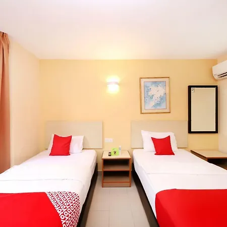 Super Oyo 635 Seven Days Hotel Raub Exterior photo