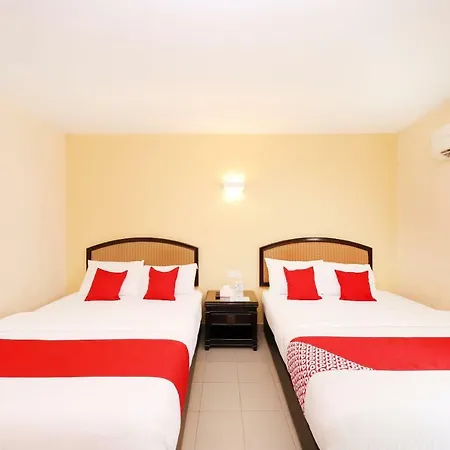 Super Oyo 635 Seven Days Hotel Raub Exterior photo