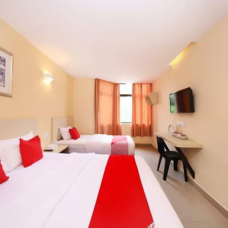 Super Oyo 635 Seven Days Hotel Raub Exterior photo