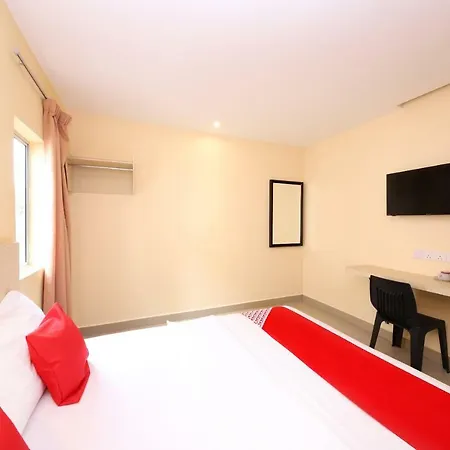 Super Oyo 635 Seven Days Hotel Raub Exterior photo
