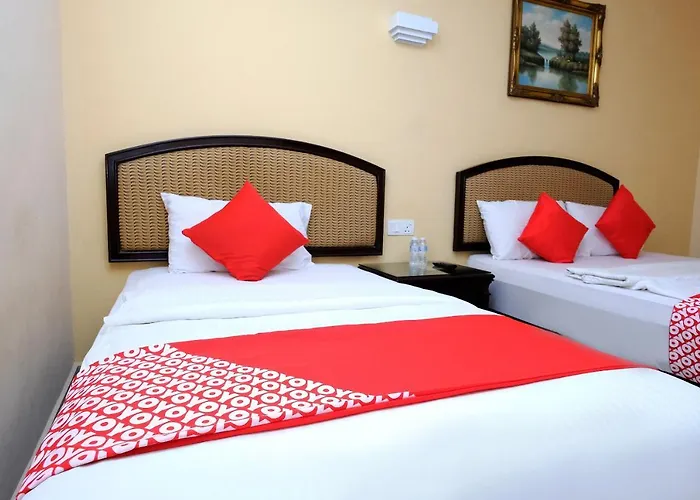 Super Oyo 635 Seven Days Hotel