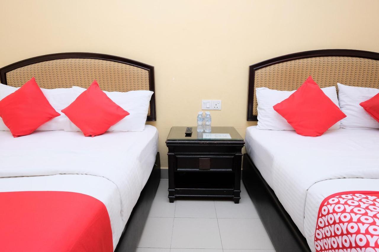 Hotel Super Oyo 635 Seven Days