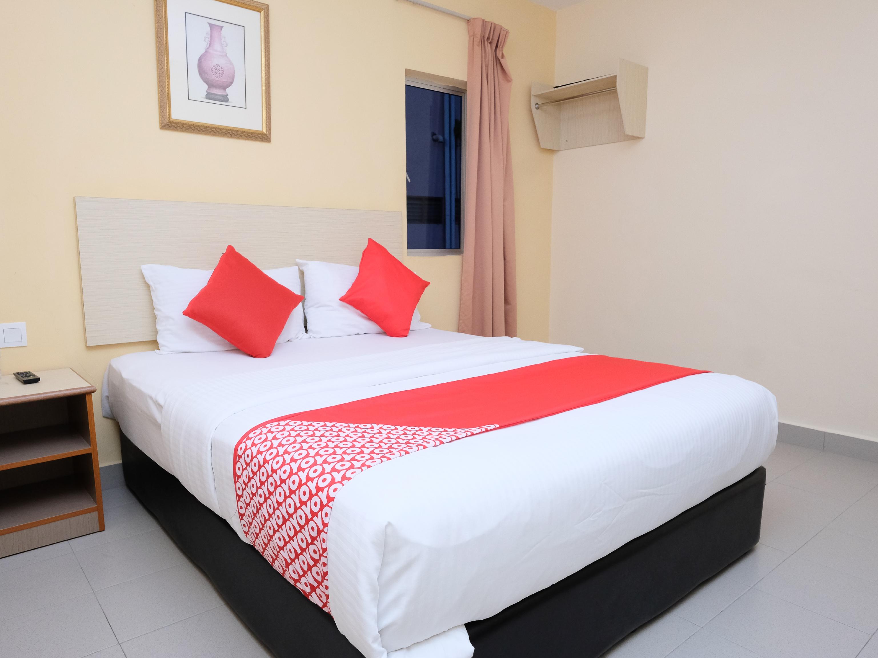 Hotel Super Oyo 635 Seven Days