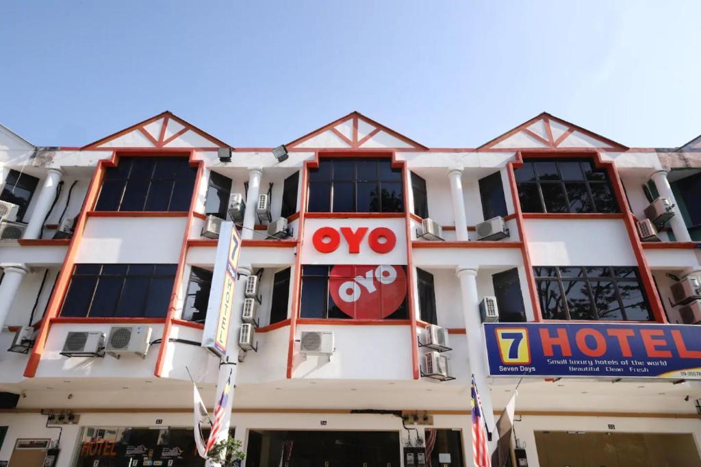 Super Oyo 635 Seven Days 3* Raub