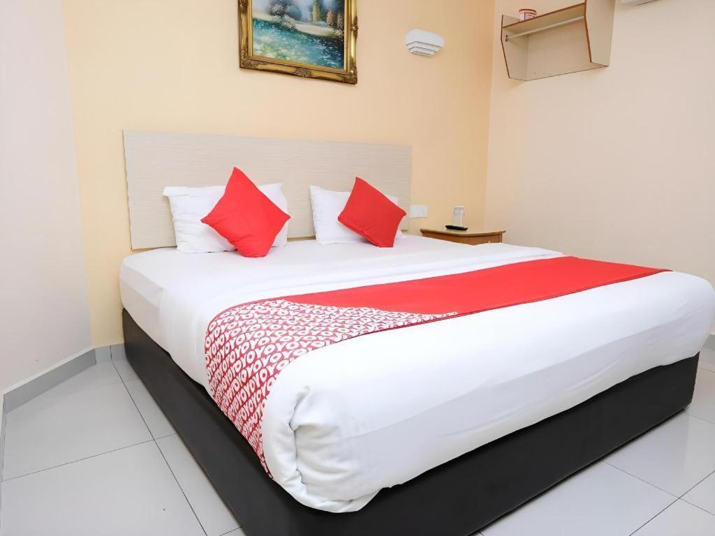 Hotel Super Oyo 635 Seven Days Raub