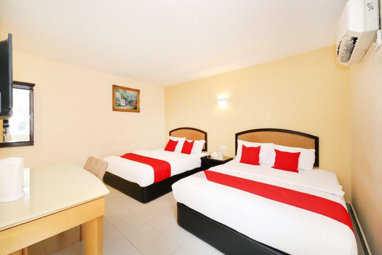 Hotel Super Oyo 635 Seven Days